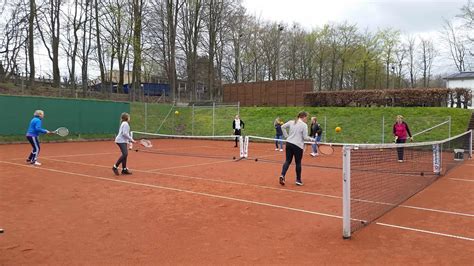 aabenraa tennisklub|Tennisklubben er igen på grus 